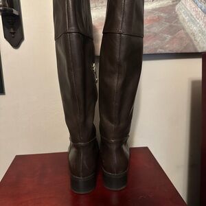 Isaac Mizrahi tall (wide calf) Brown leather boots